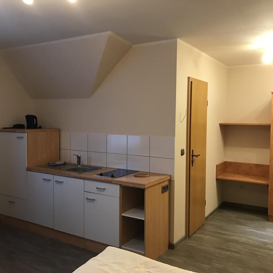 Apartment-Pension Schwalbennest Herzogenaurach Exteriör bild
