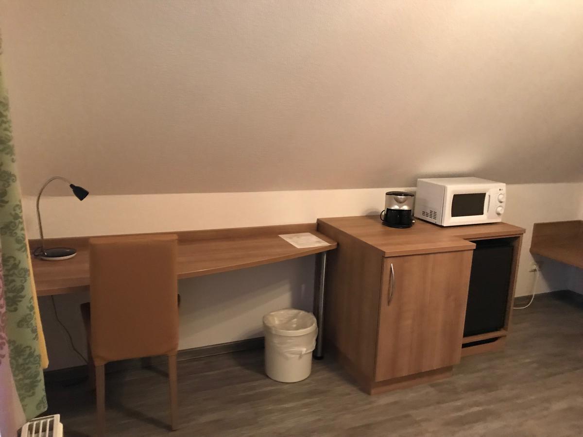 Apartment-Pension Schwalbennest Herzogenaurach Rum bild