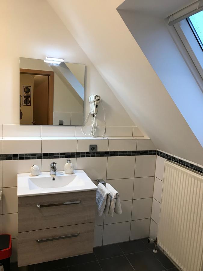 Apartment-Pension Schwalbennest Herzogenaurach Rum bild